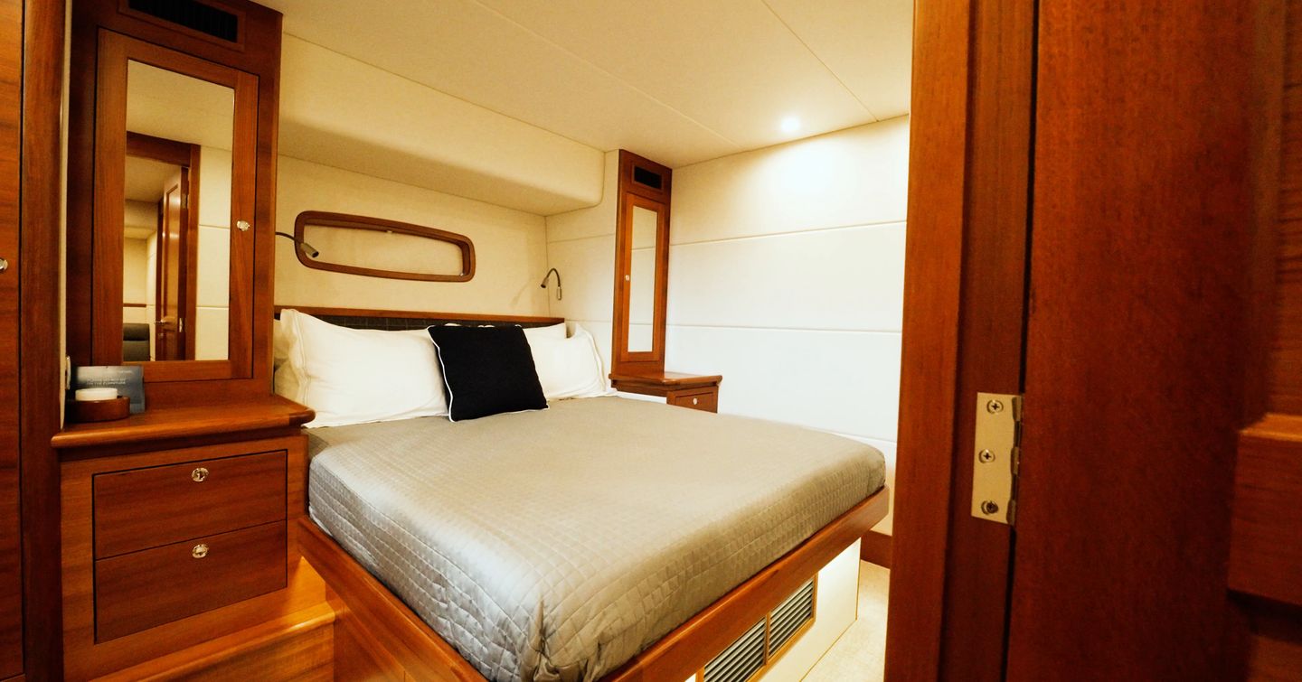 Palm-Beach-PB85-Sedan-Review-crew-cabin-overflow-guest-cabin