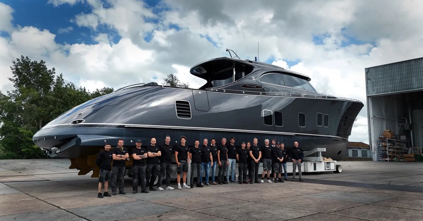 Shipyard team in front of Zeelander 8 Motor Yacht Solea before launch