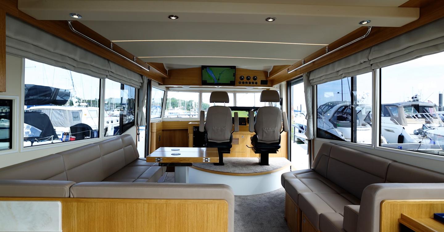 Nord Star 49+ saloon and lower helm