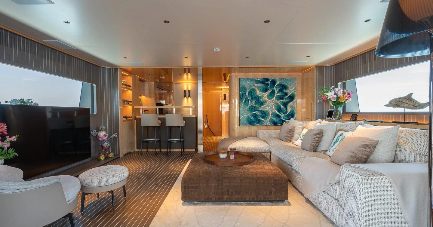 Sanlorenzo SD126 Motor Yacht Kia Ora skylounge