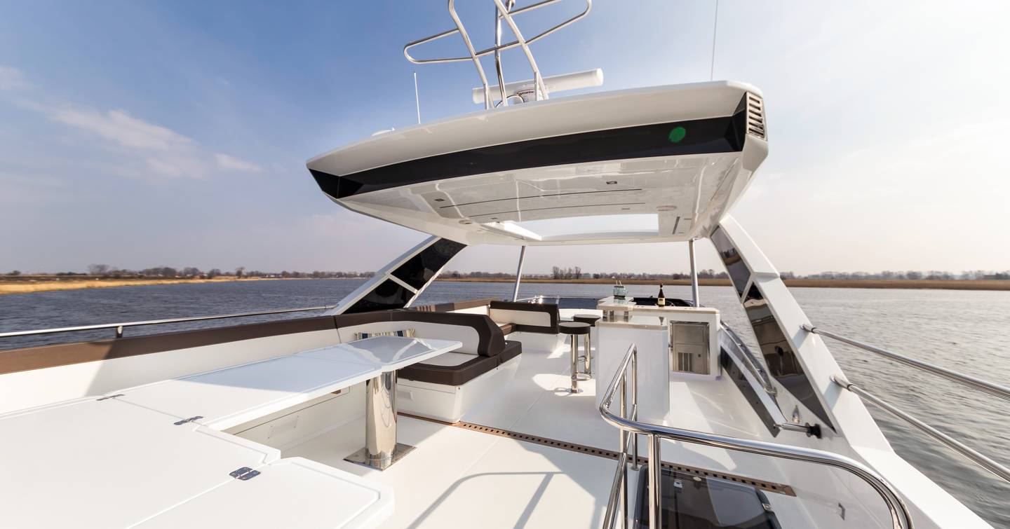 Galeon-640-Fly-flybridge