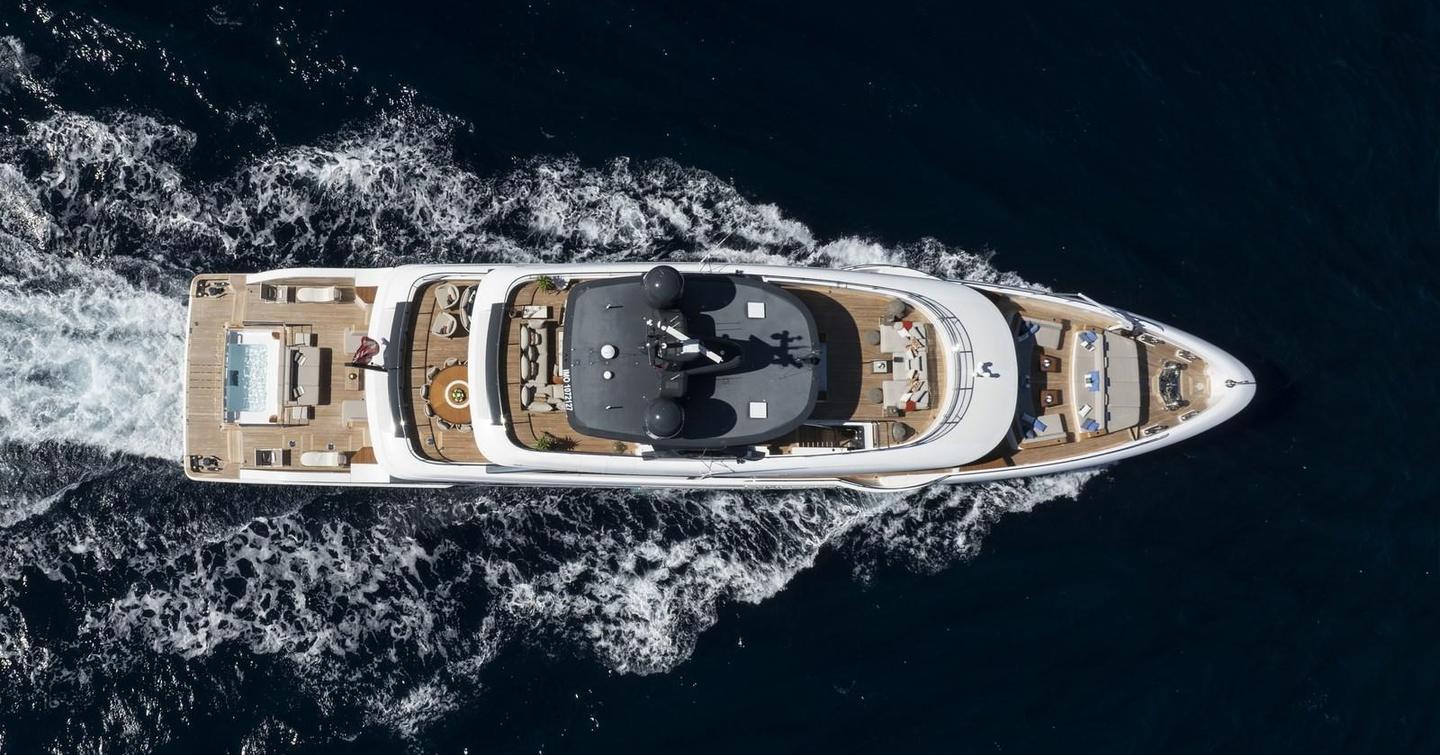 confessa underway ariel view 