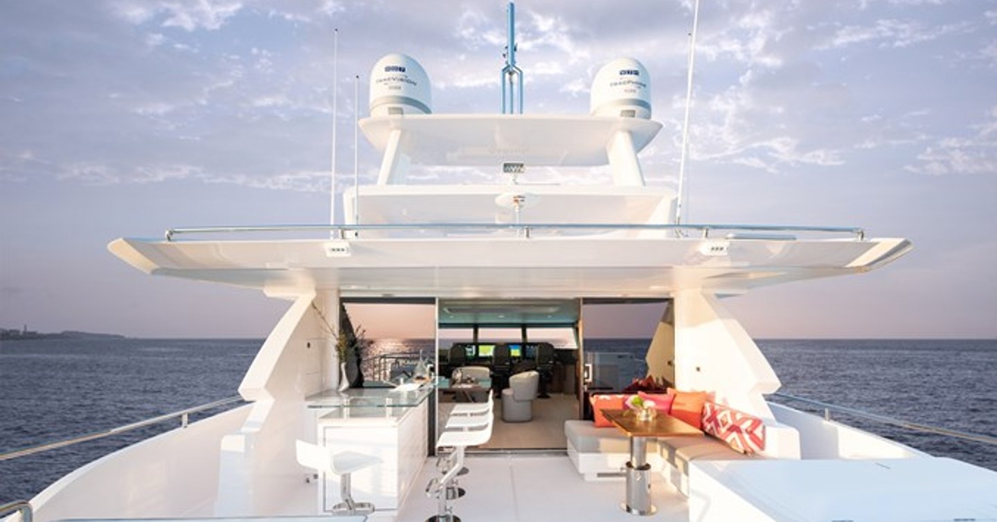 Motor Yacht Genesis' sundeck