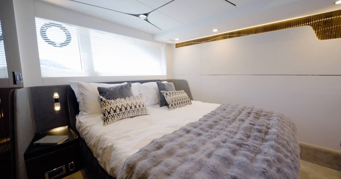Full-beam owner's cabin on the Fairline Targa 47 GT with island double berth and hull-side window