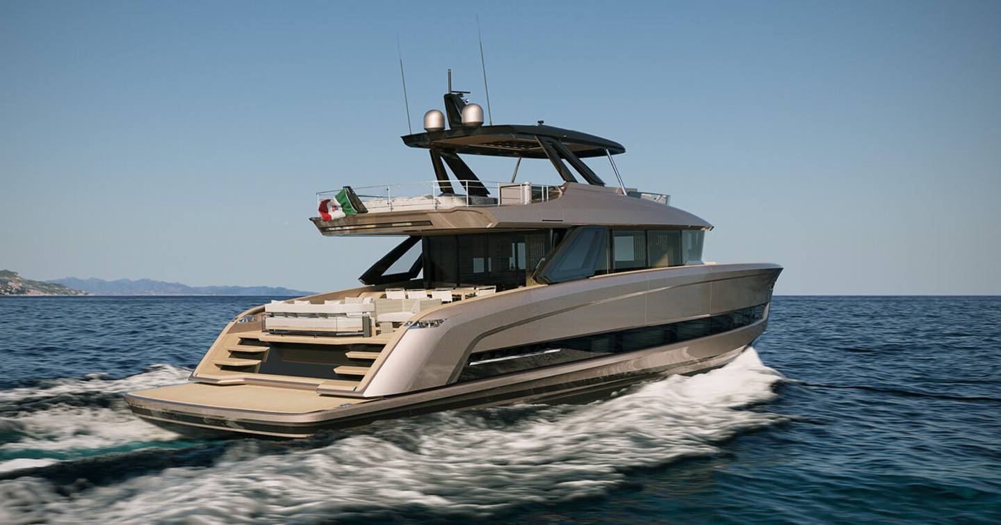 Solaris Power 70 Long Range yacht underway stern view 