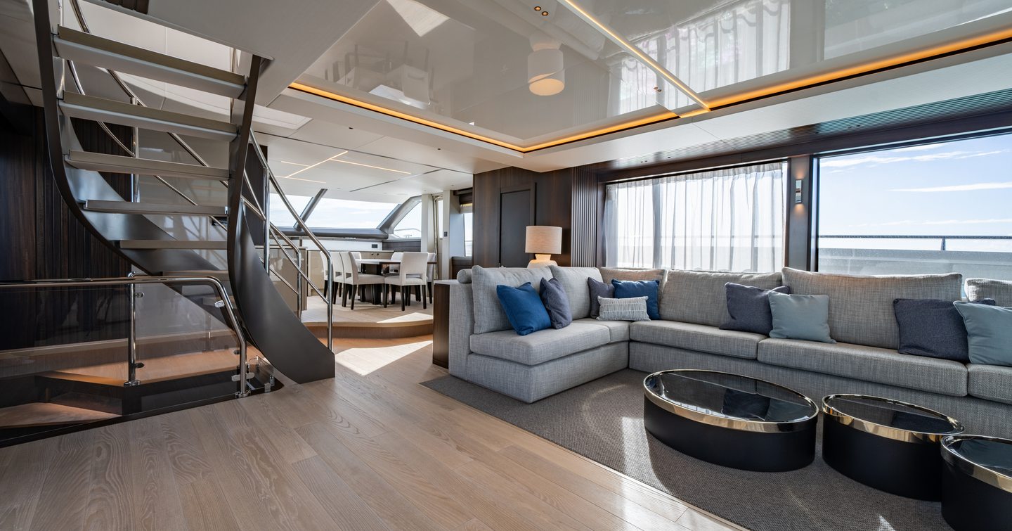 Sunseeker-Ocean-182-main-deck