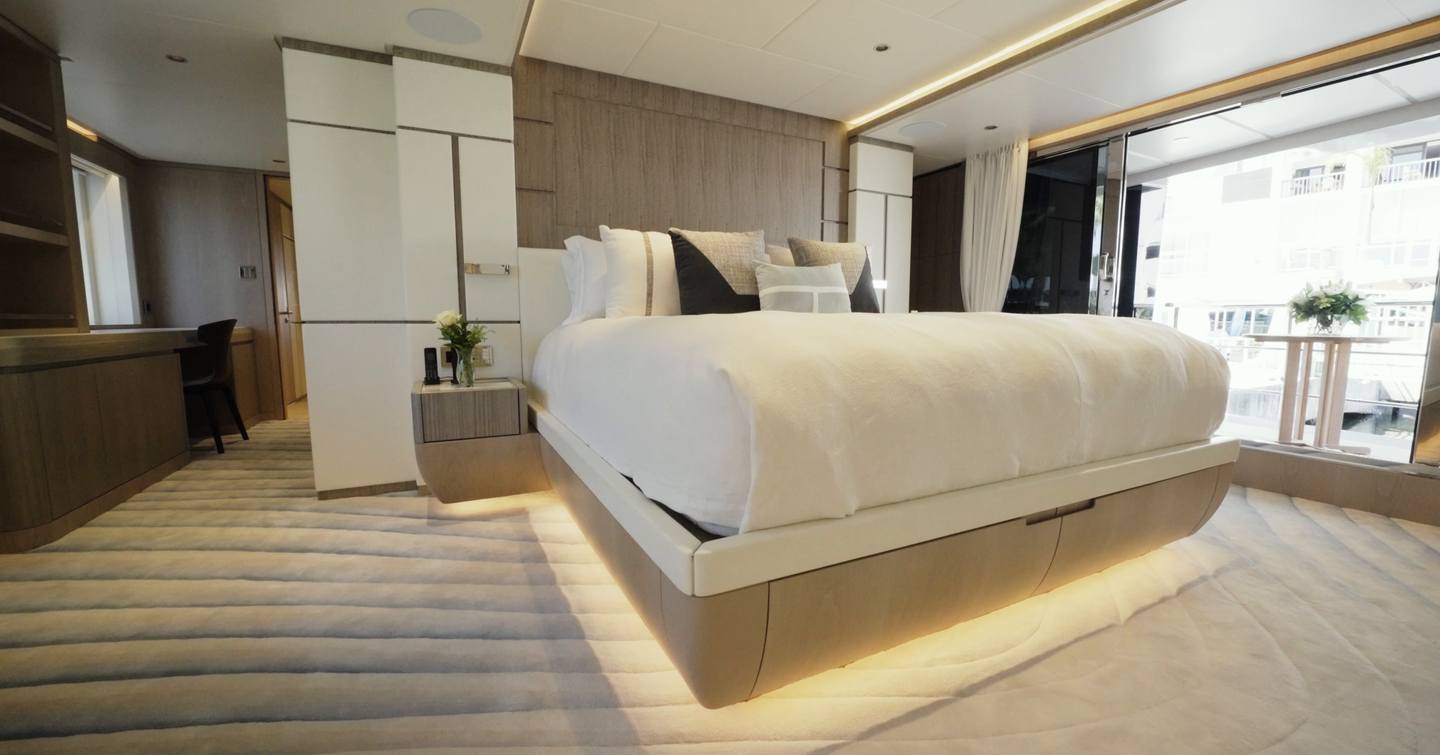 Gulf-Craft-Majesty-140-Review-owner-cabin