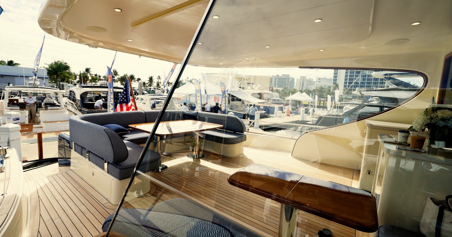 Palm-Beach-PB85-Sedan-Review-cockpit-quarter-view