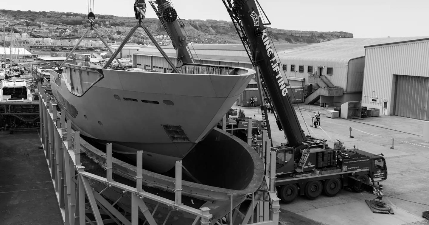 Sunseeker 134 Superyacht hull demoulding in black and white 