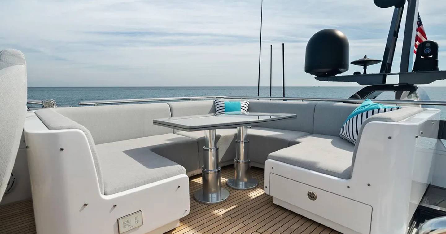 Motor yacht Ocean's Se7en's upper deck seating area