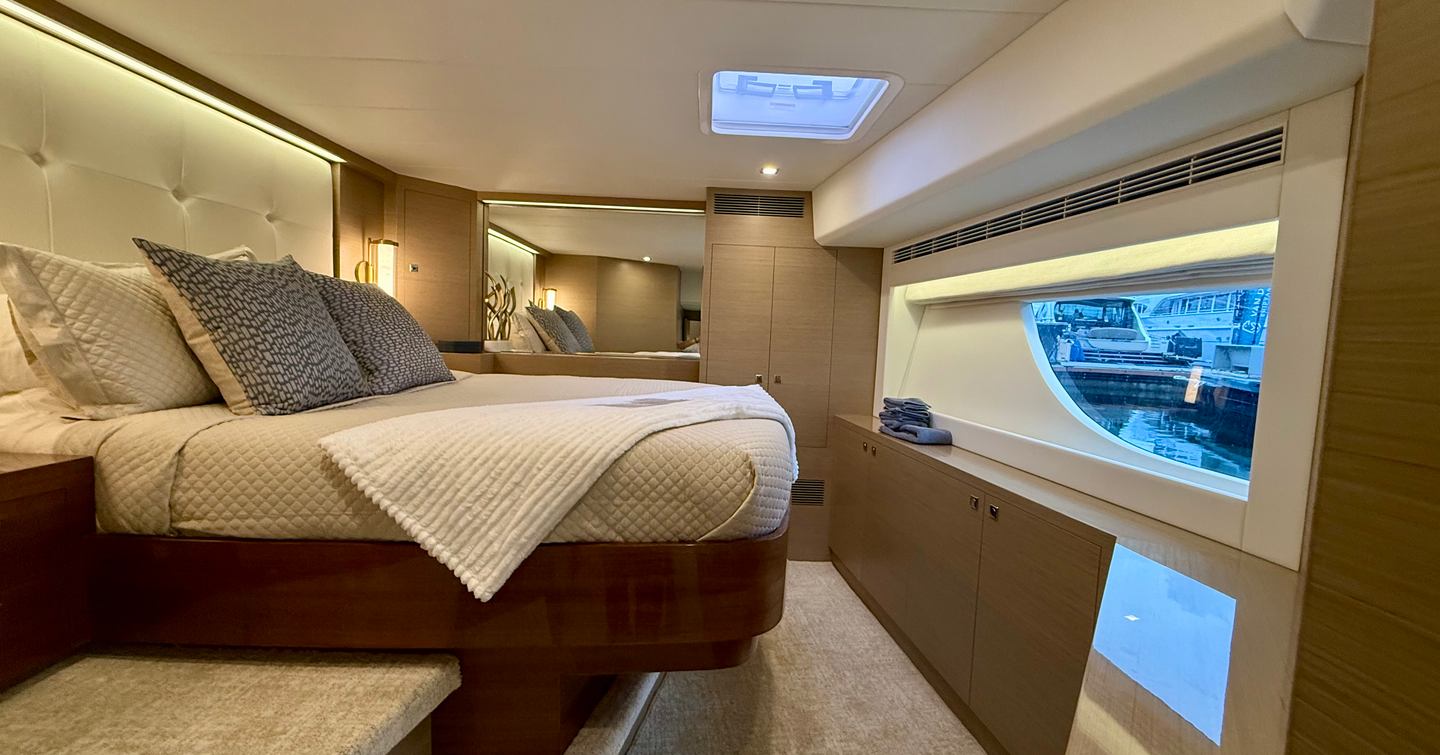 Horizon-PC60-VIP-cabin