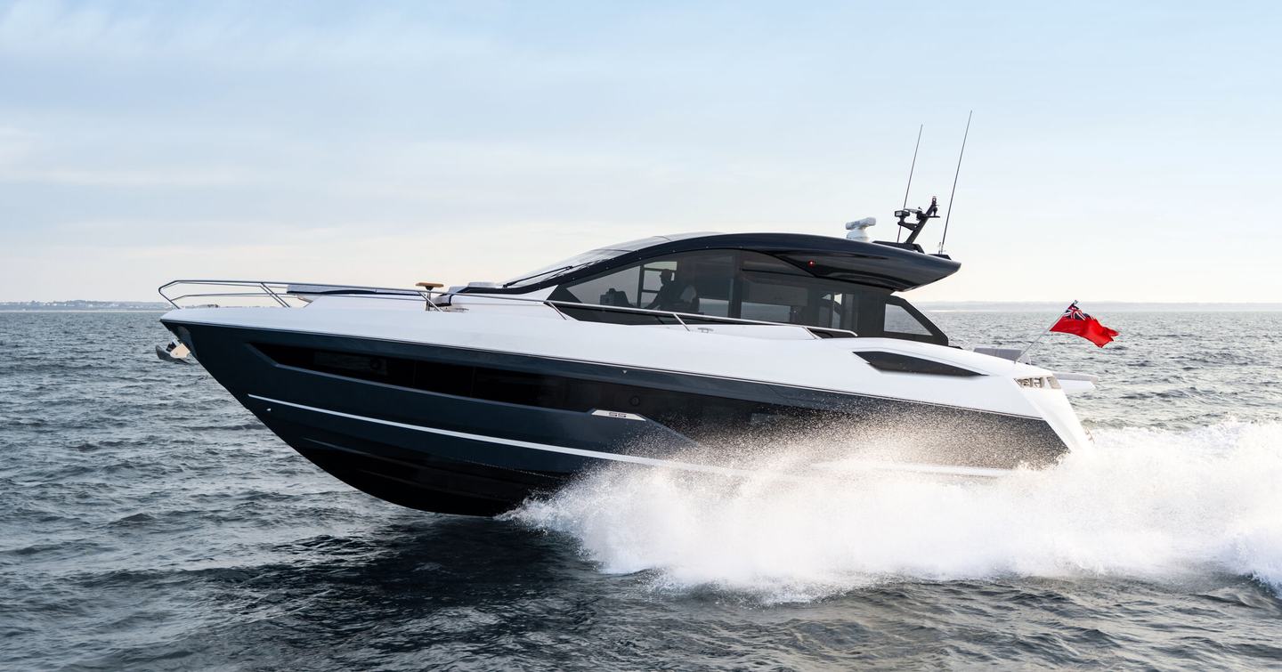 Sunseeker-Predator-55-running-shot