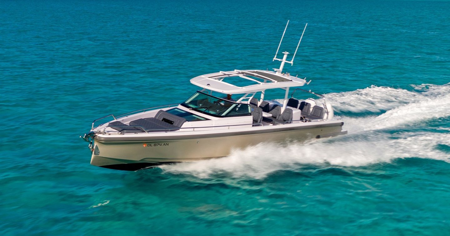 Superyacht Safe Haven tender under way