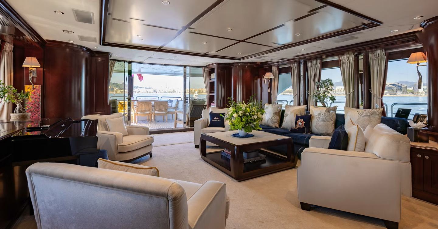 Benetti motor yacht Bunty main saloon lounge 