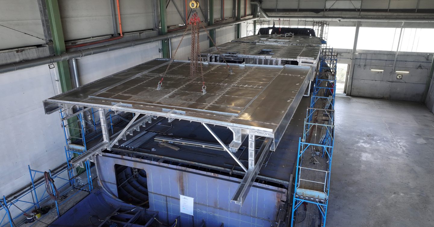 Cantieri di Pisa CDP Custom 40 superyacht under construction in CDP shipyard 