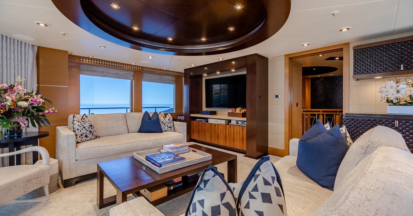 Superyacht Rochade skylounge