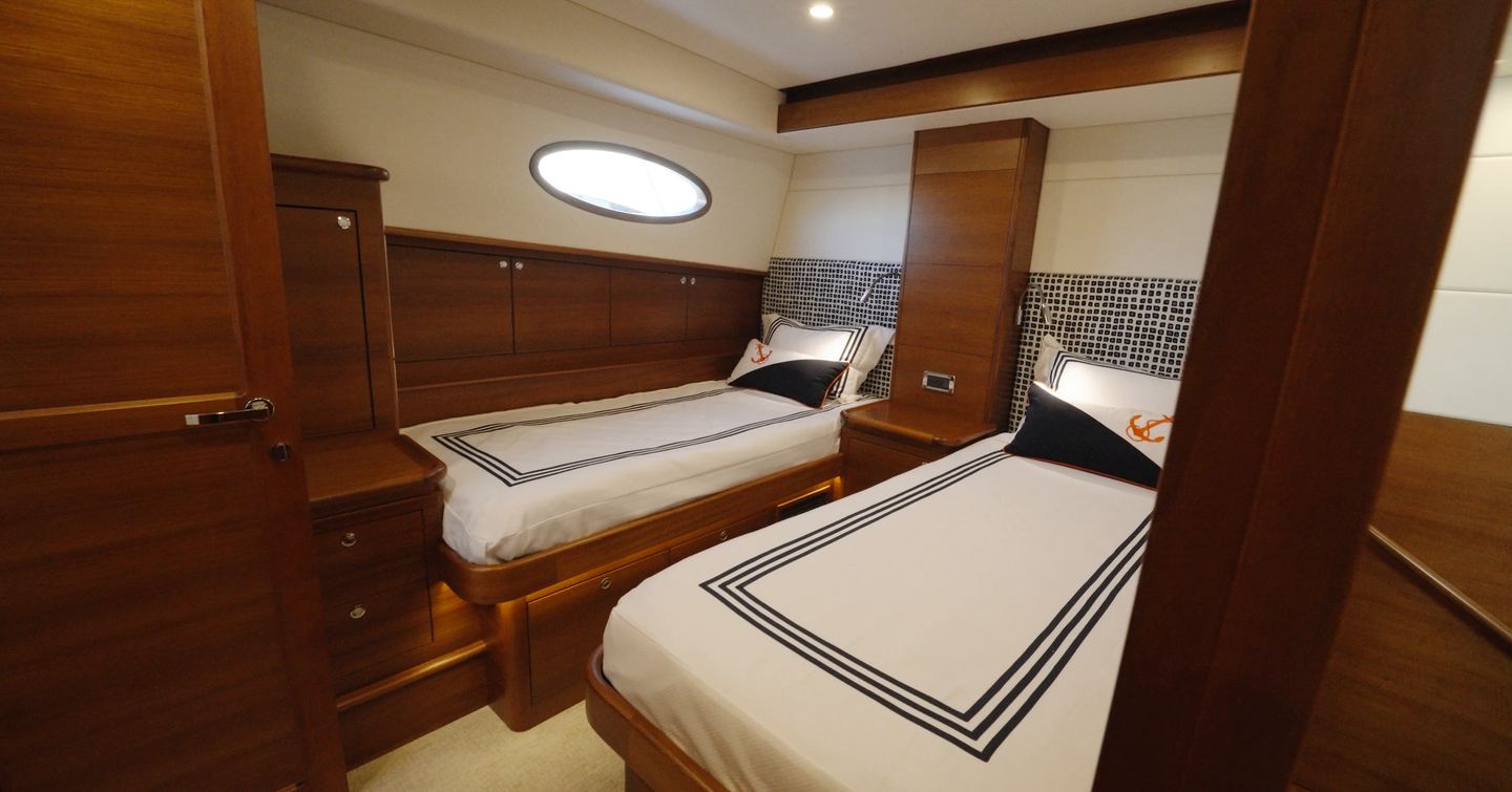 Palm-Beach-PB85-Sedan-Review-twin-cabin