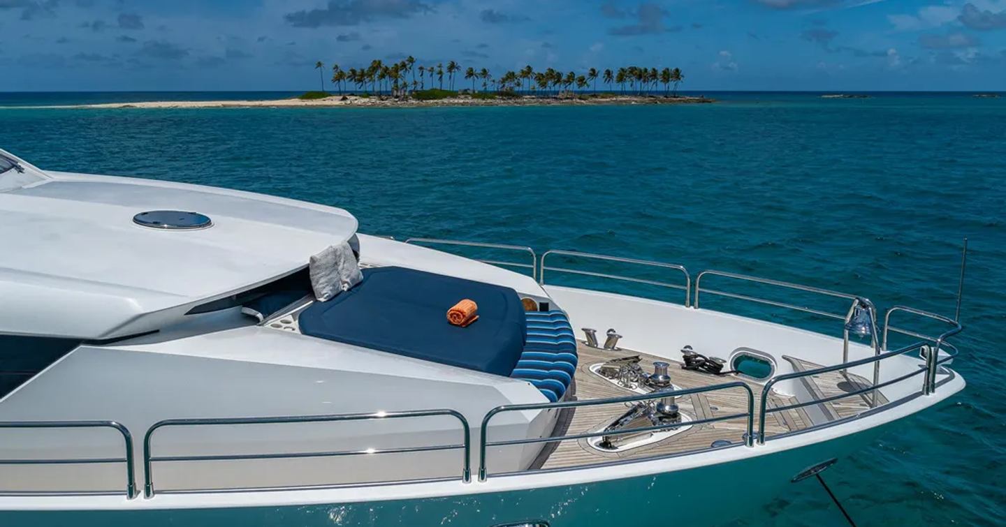 Motor yacht Emrys foredeck with sunpads