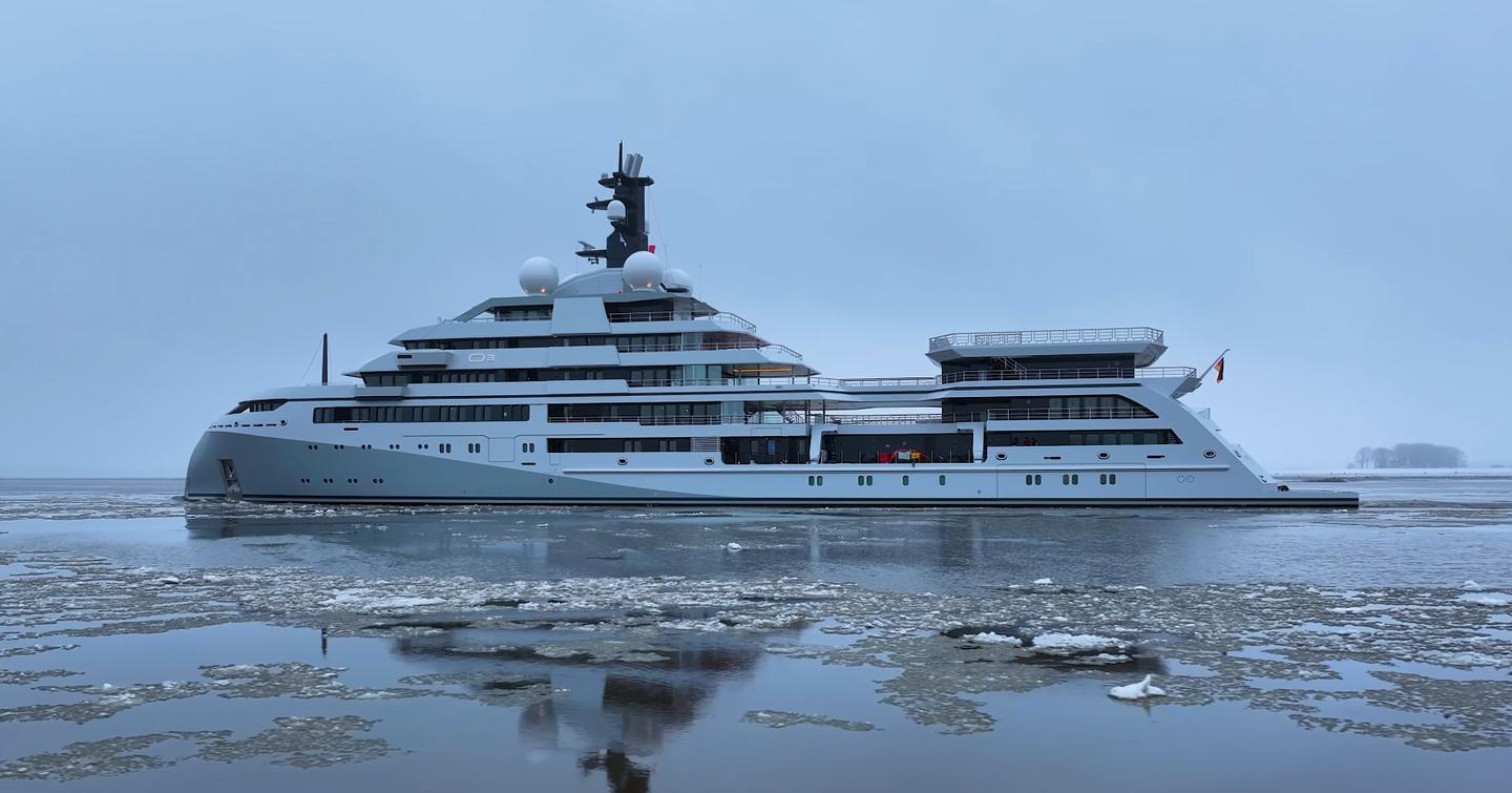 Port side of Lürssen expedition yacht O3 under way on sea trials 