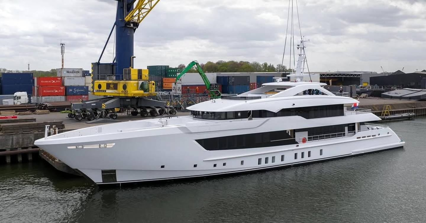 superyacht Pa'lante construction phase 