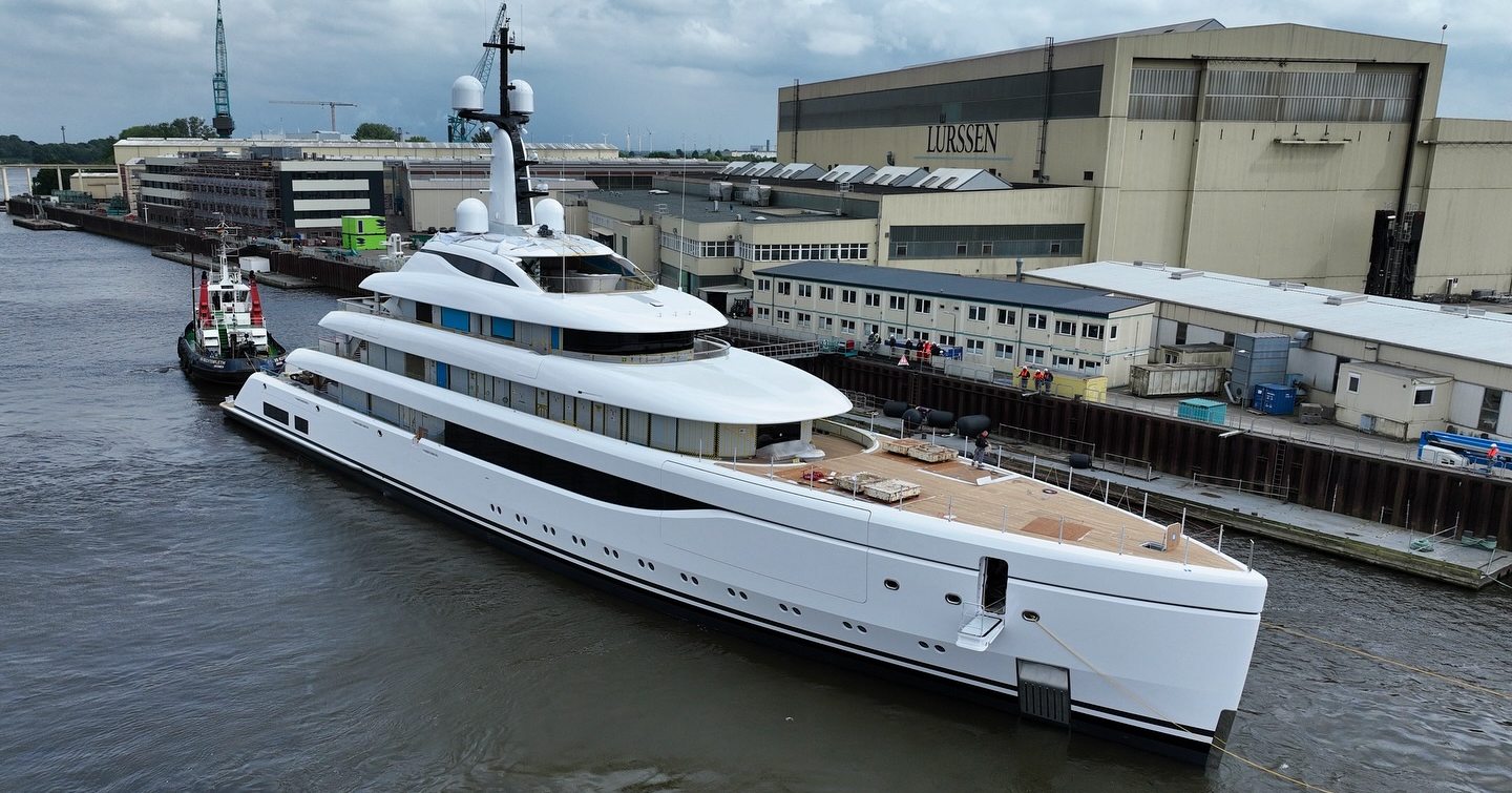 Superyacht Ace 21 launched outside Lurssen shipyard 