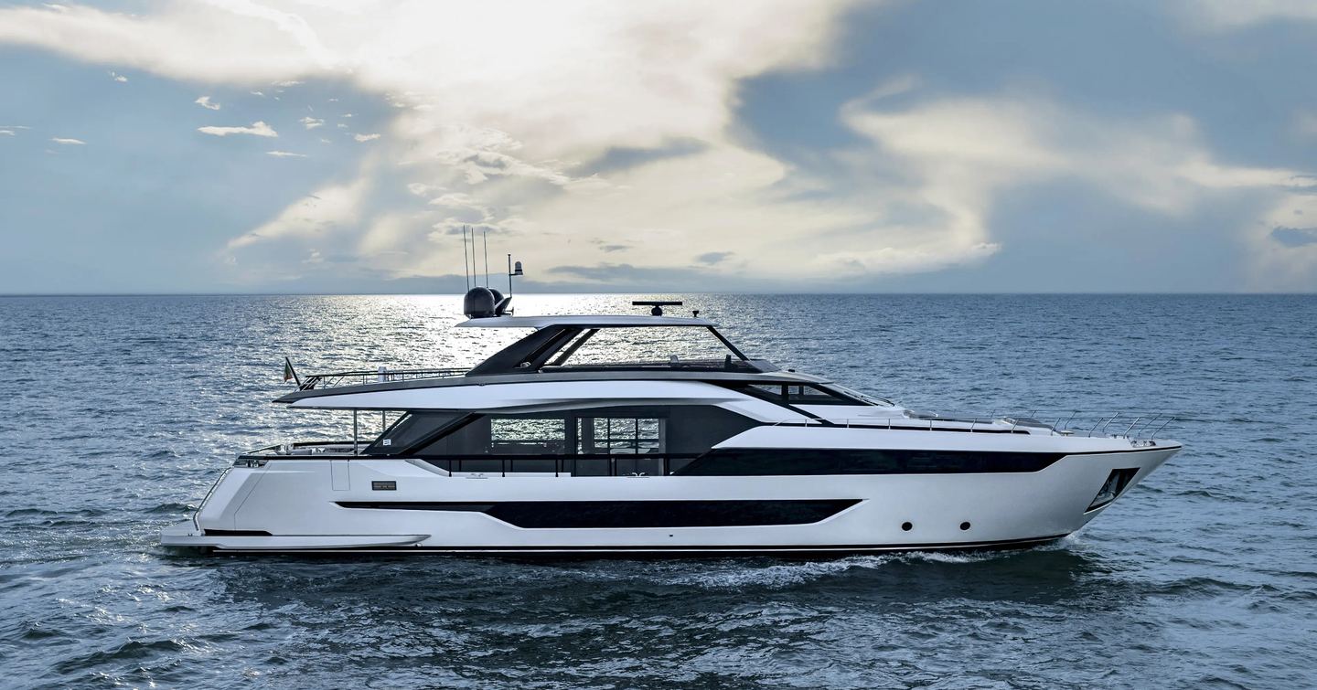 Ferretti 940 motor yacht at anchor 