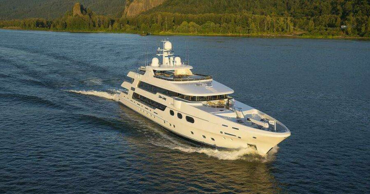 Superyacht Silver Lining under way