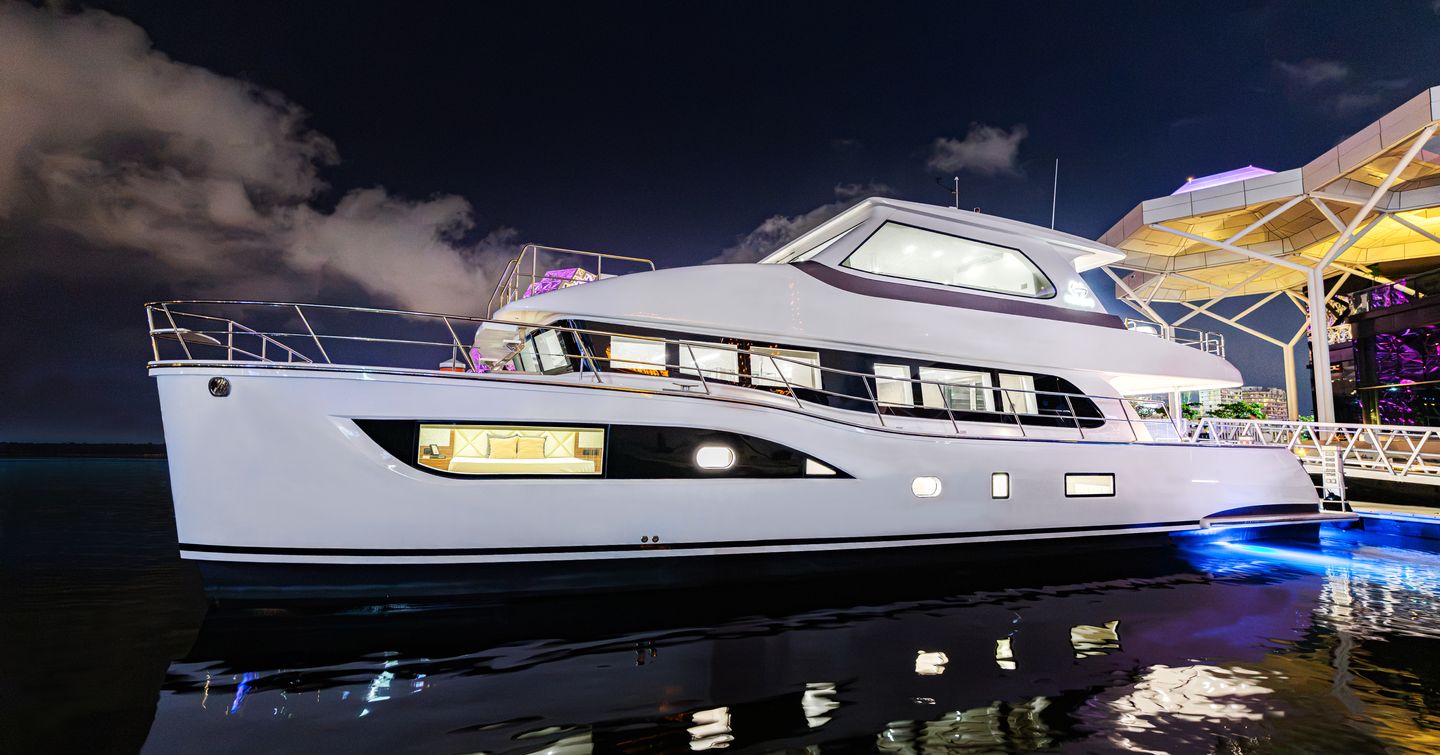 Horizon PC68A catamaran