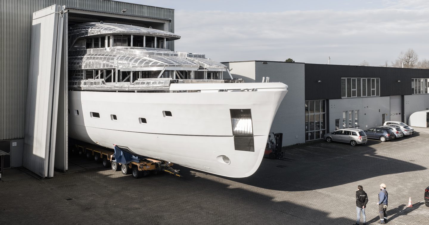 Ninth Moonen 122 Martinique superyacht leaving shipyard with hull and superstructure joined