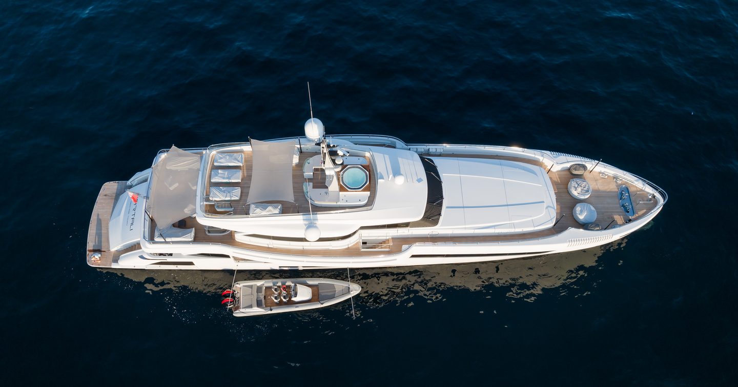 Aerial view of Superyacht Batarli