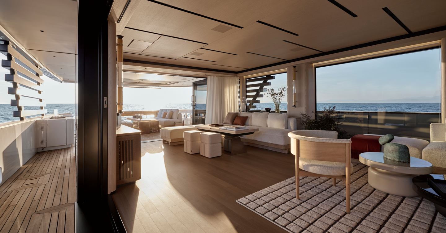 Azimut Magellano 27M yacht main saloon lounge 