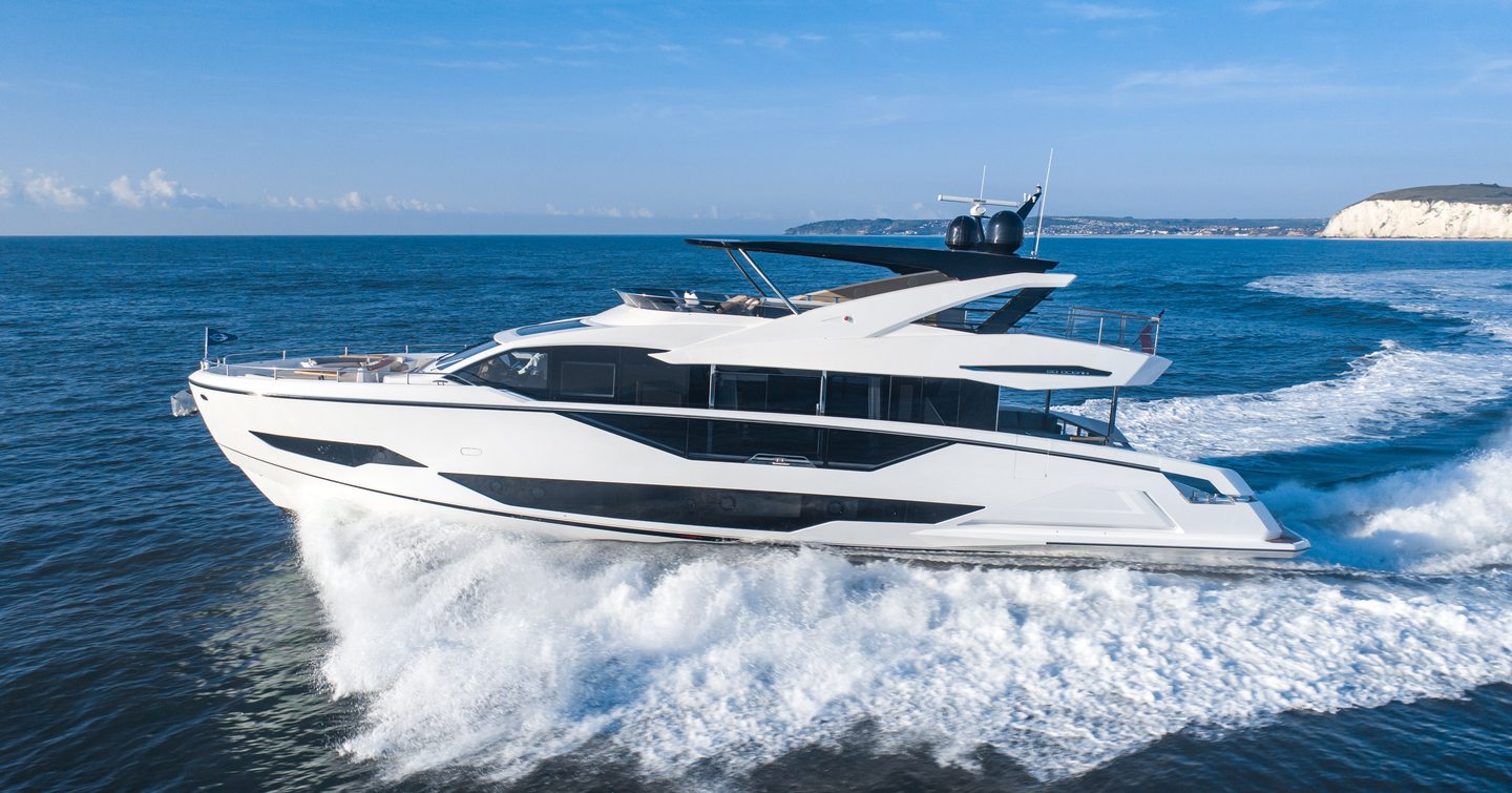 Side view of Sunseeker 90 Ocean underway, surrounded by sea