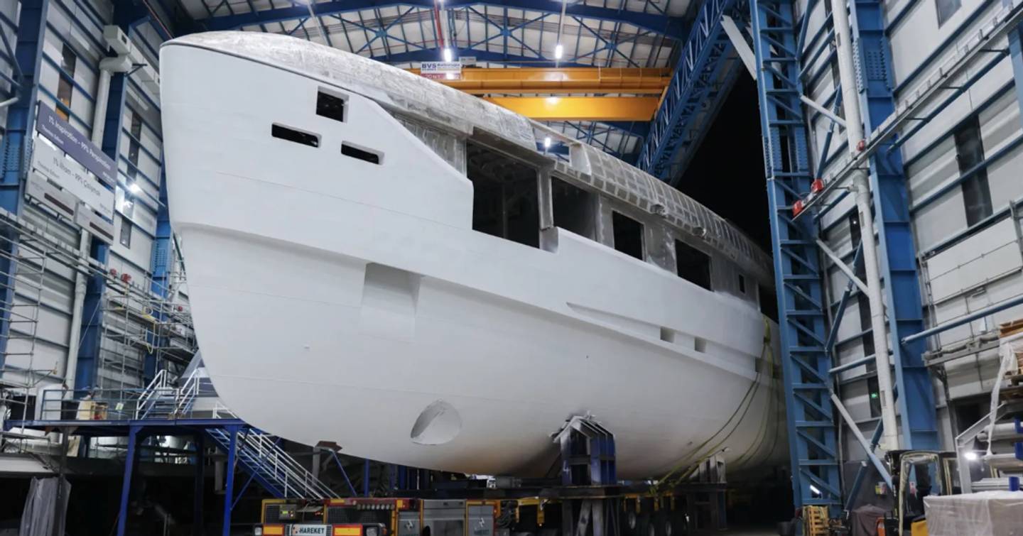 Hull NB113 in build