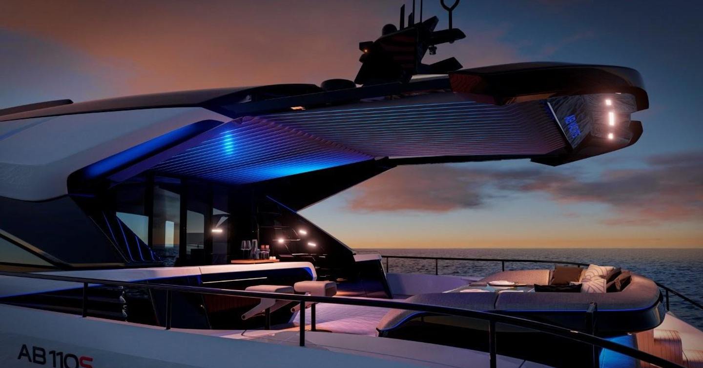 AB Yachts AB 110S motor yacht retractable cockpit cover