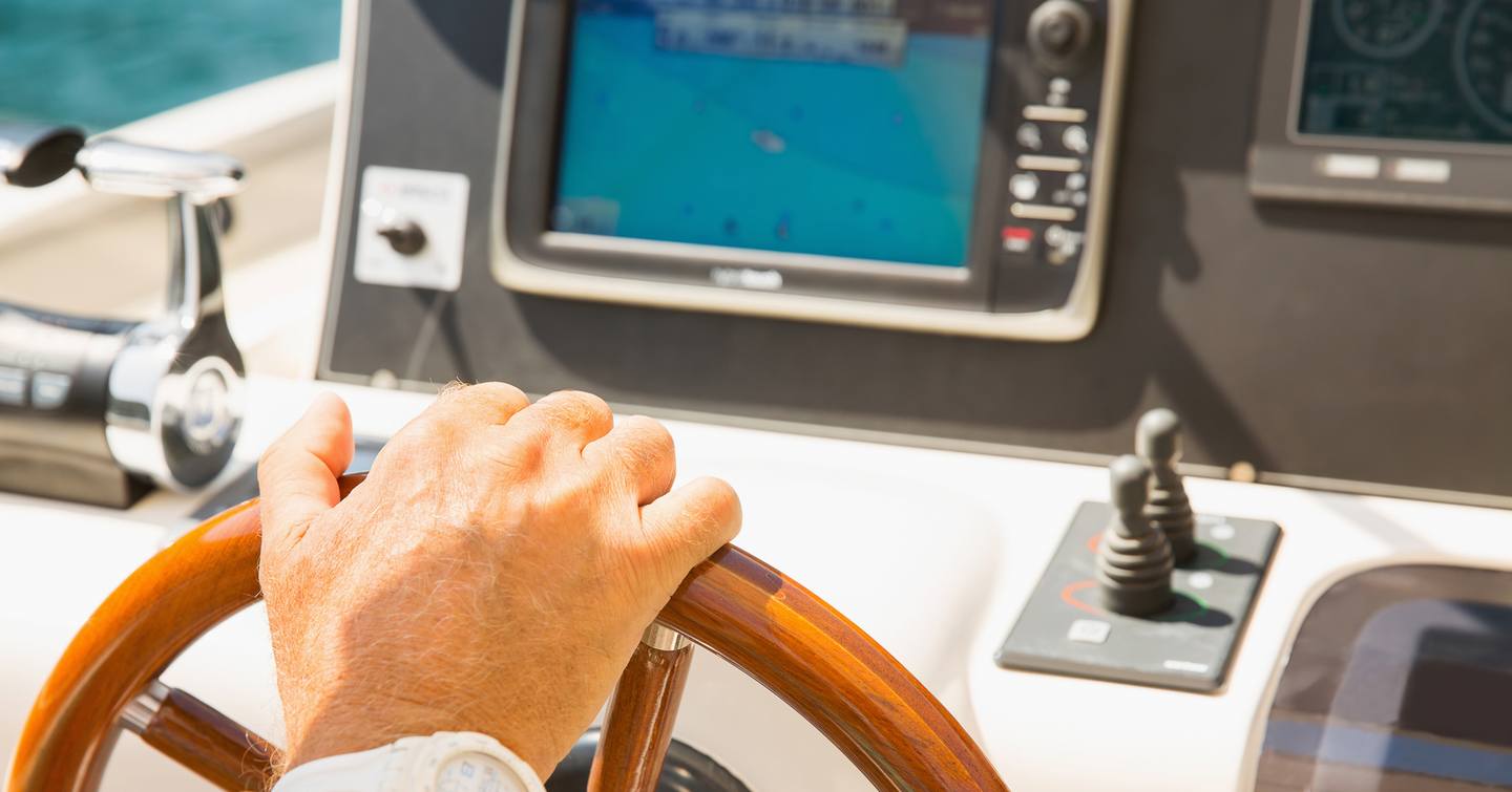 Yacht helm station with wheel 