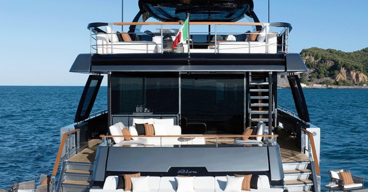 Riva-112-DolceVita-Super-Review-cockpit