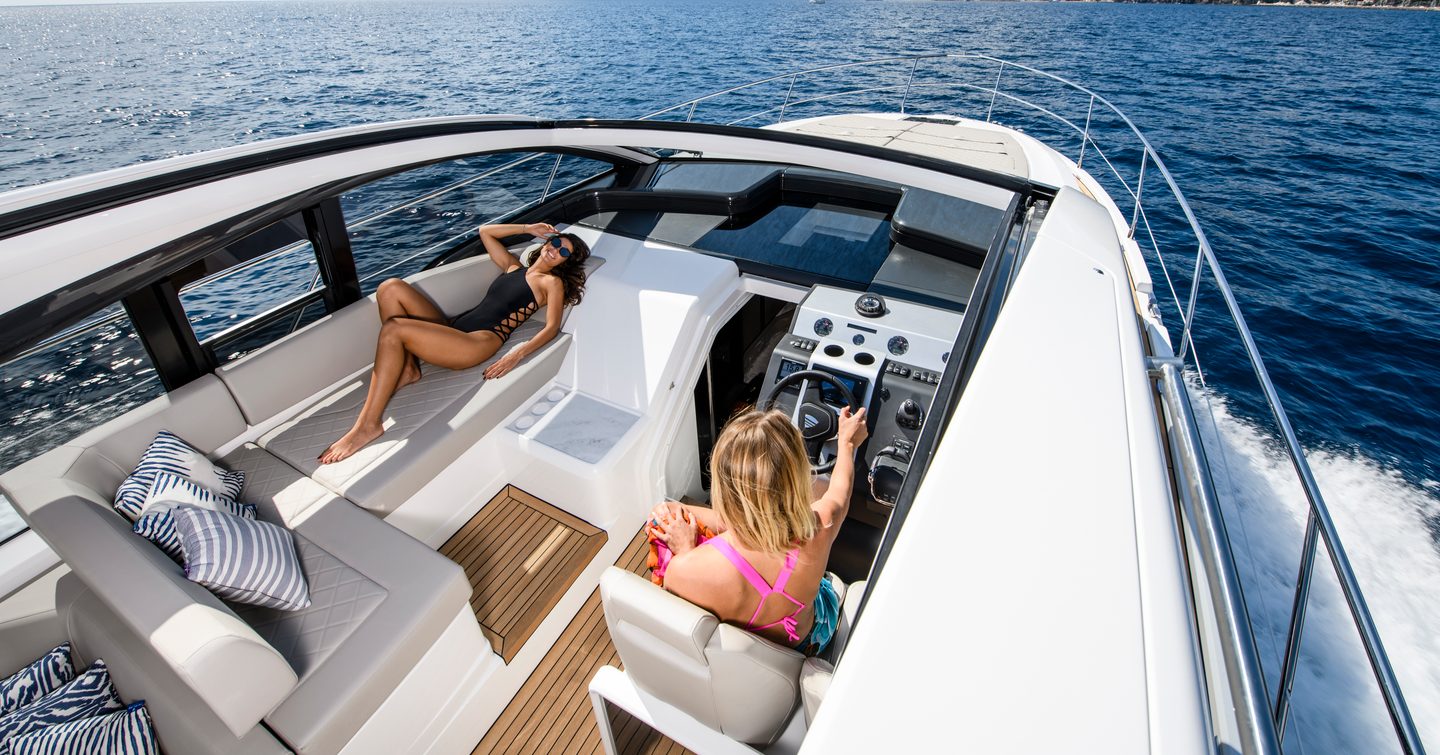 Fairline Targa 45 Open helm