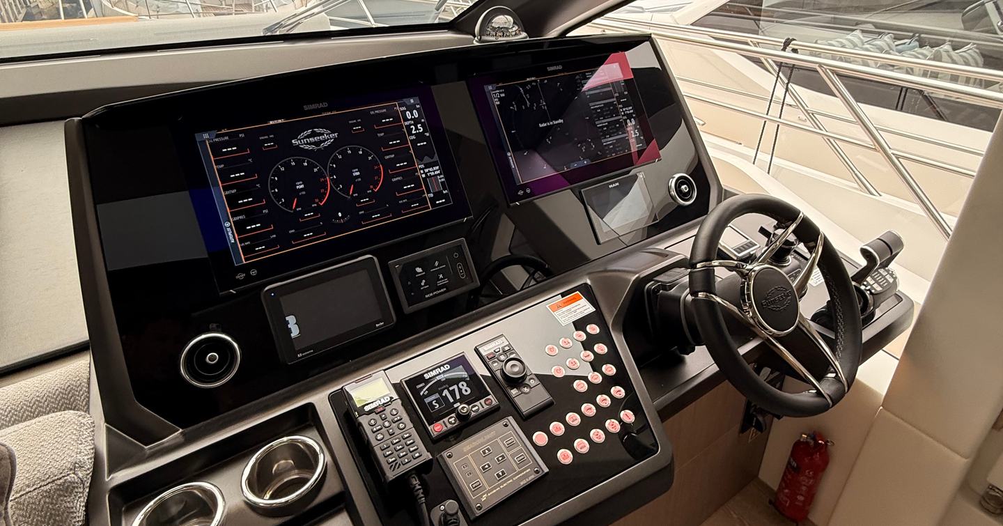 Sunseeker-75-Sport-Yacht-Review-lower-helm-dashboard