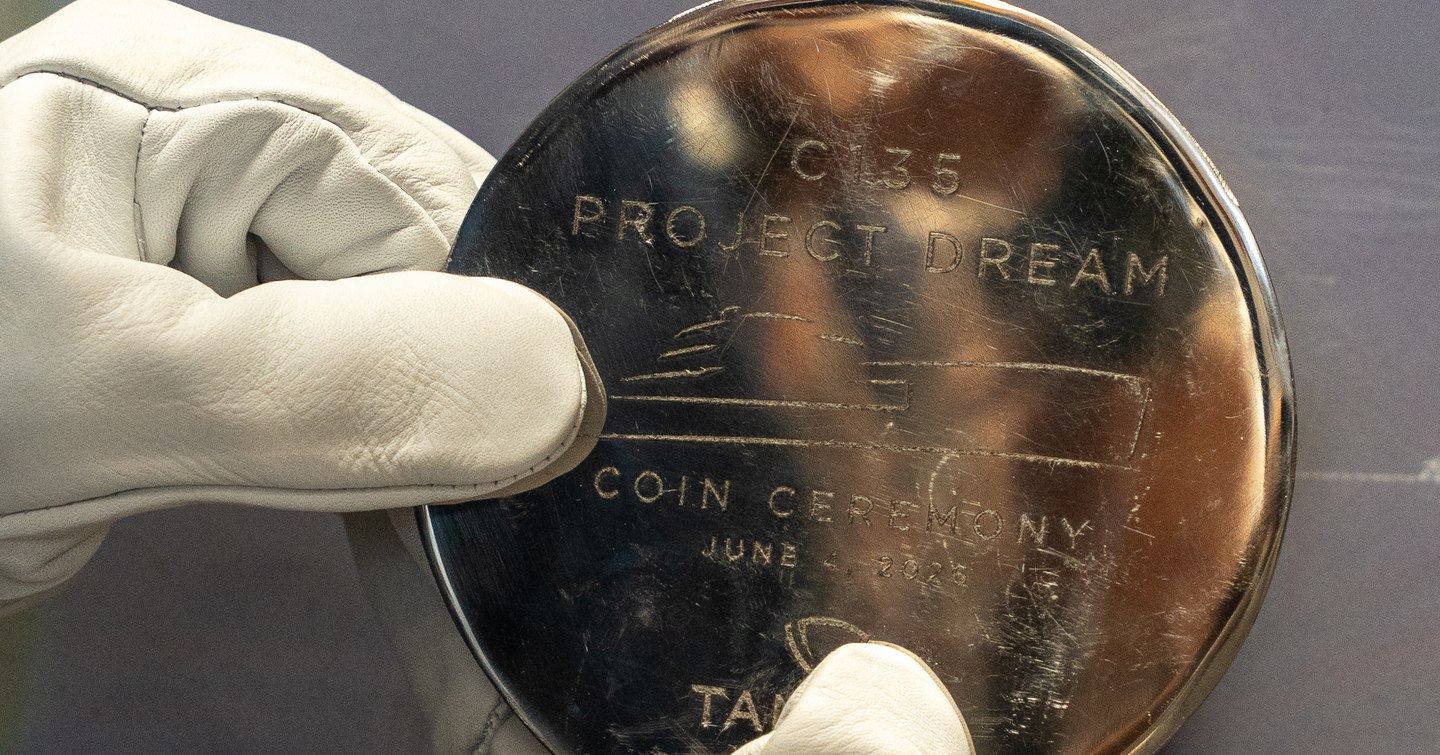 Gold coin for keel laying ceremony of Tankoa Superyacht Project Dream