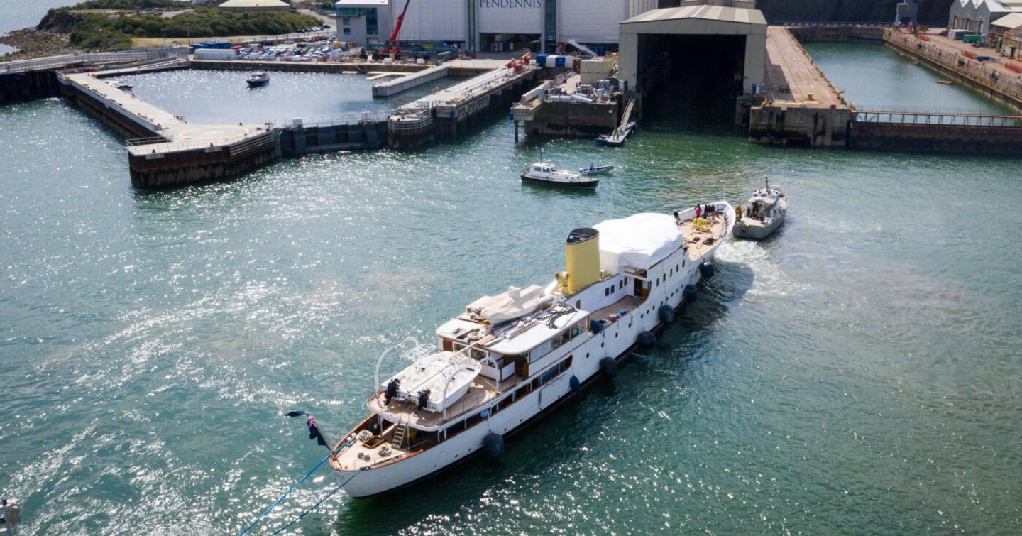 Marala enters Pendennis' covered dry dock