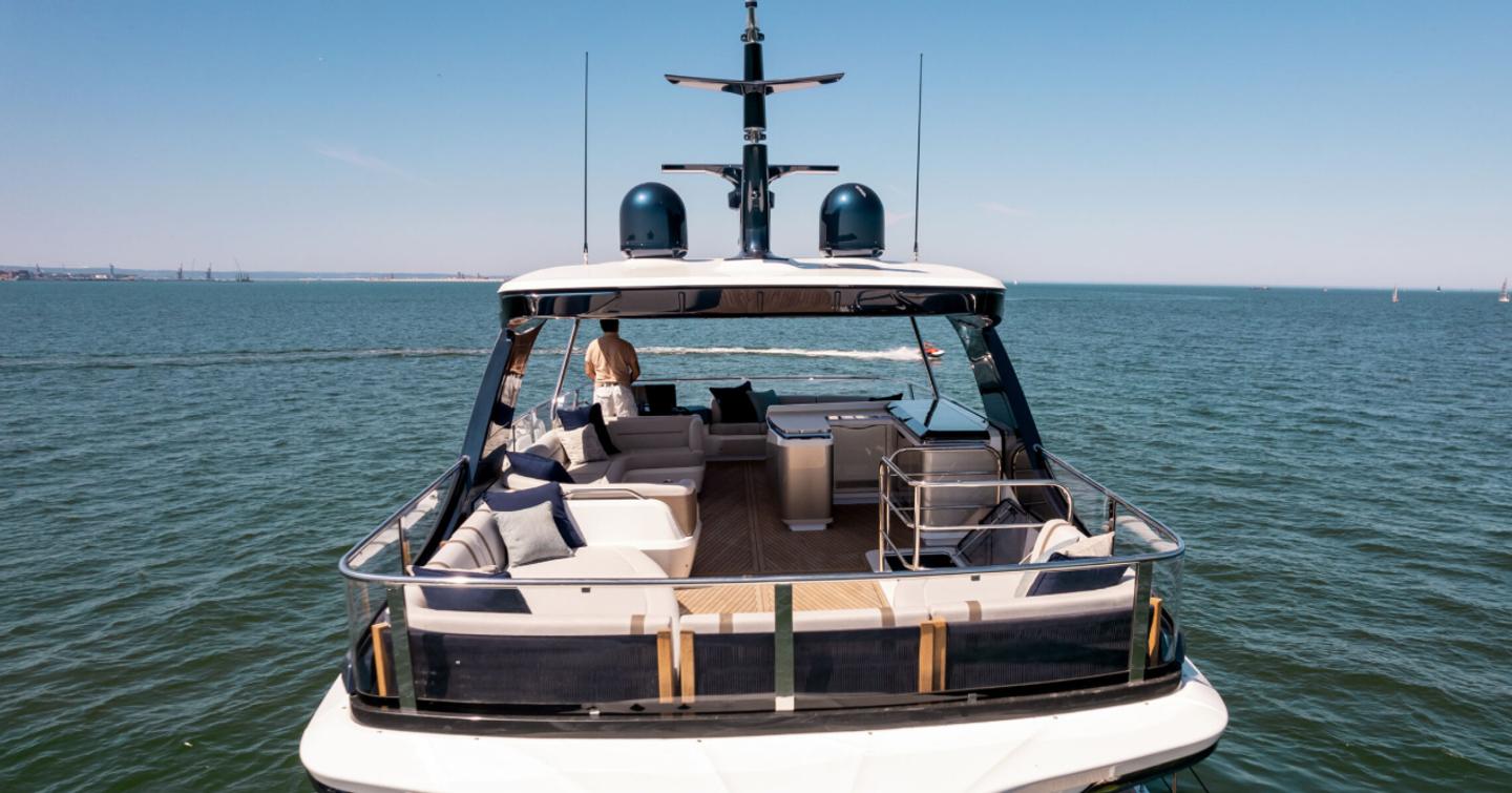 Gaelon 620 Fly motor yacht flybridge with shaded seating and sunpads