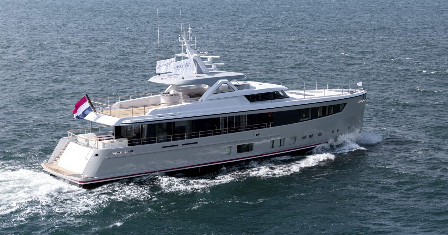 Mulder ThirtySix Superyacht My Lady under way 