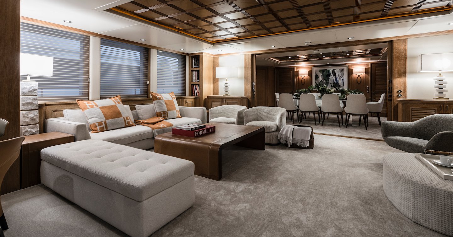 Overview of the main salon onboard superyacht SOLAFIDE