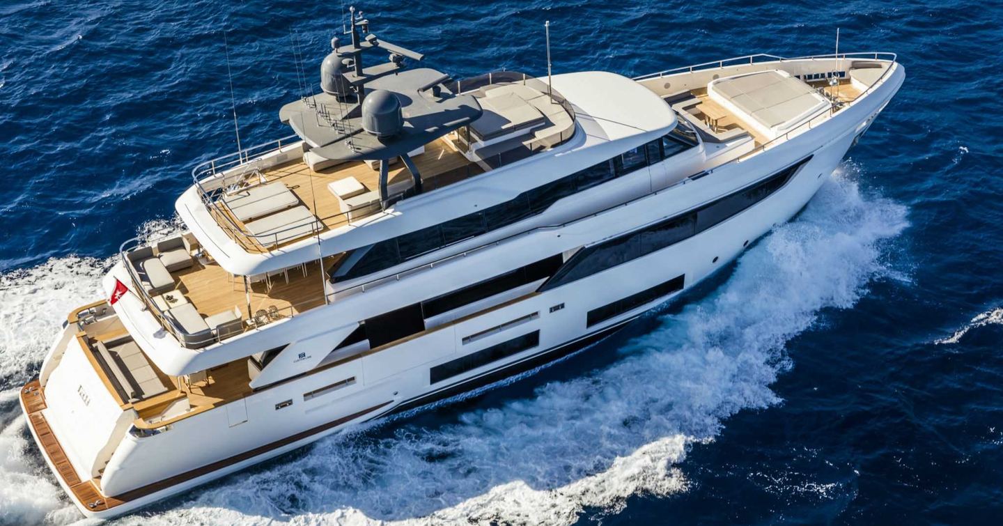 Custom line Navetta 33 motor yacht under way