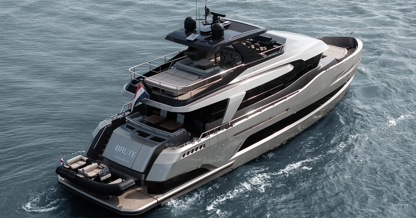Rendering of seaver Azure 80 motor yacht under way 