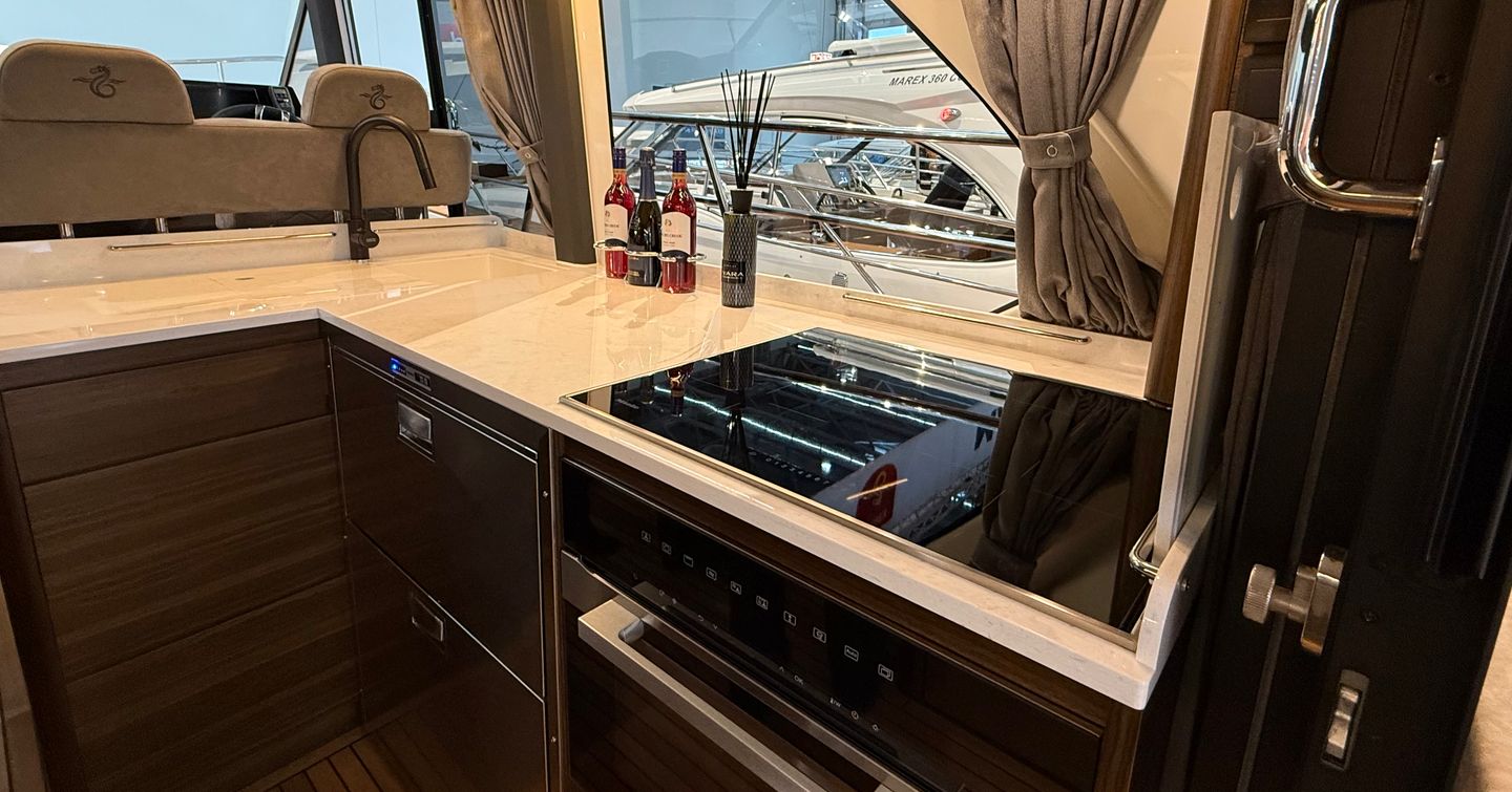 Marex-440-Scandinavia-Review-galley