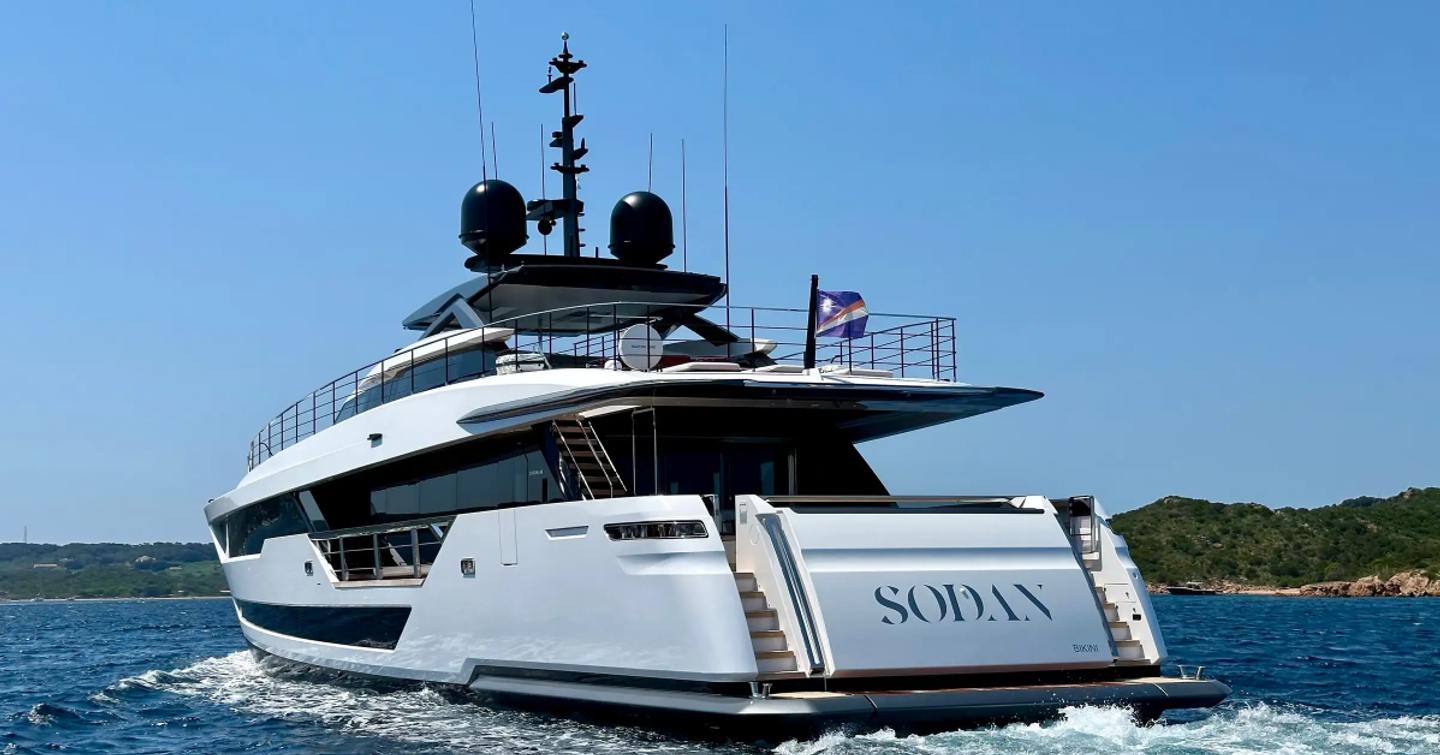 Motor Yacht Sodan's aft 