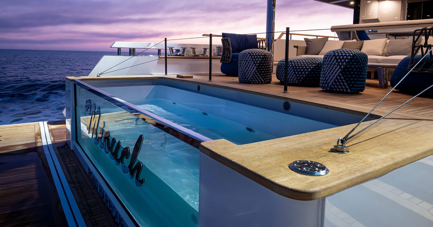 Numarine 40MXP Superyacht infinity aft pool
