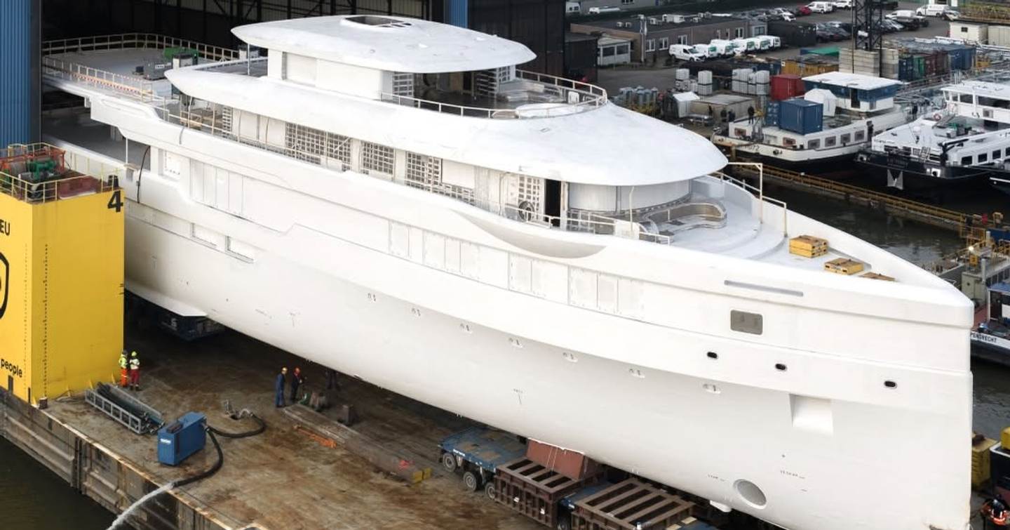 Feadship 719 superyacht pre-outfitting leaving shipyard 