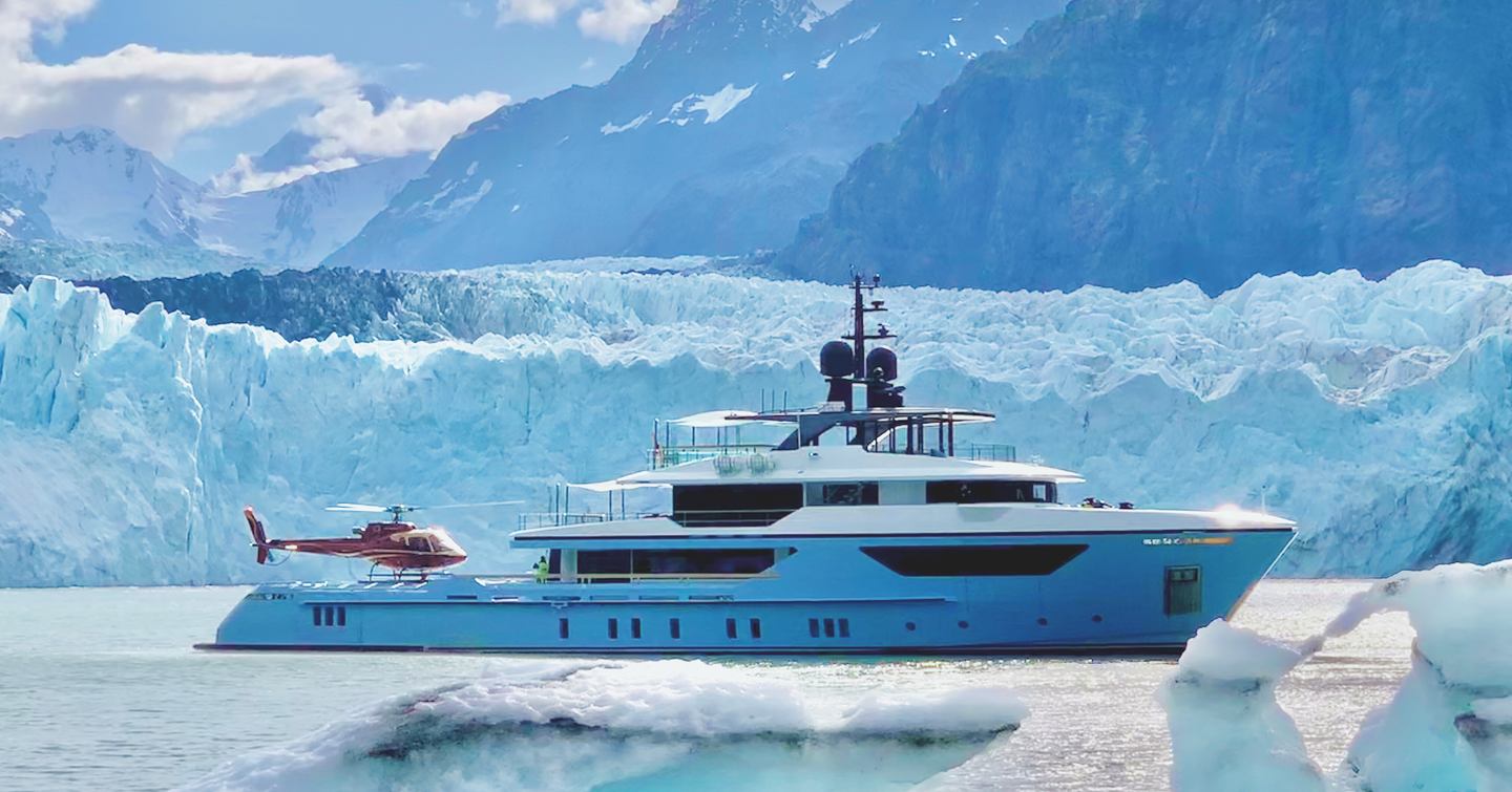 Sanlorenzo yacht Ocean Dreamwalker III in front of icy backdrop